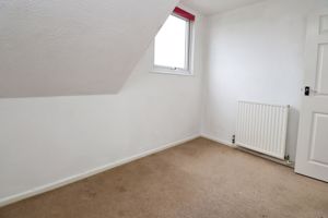 PYEFLEET CLOSE- click for photo gallery